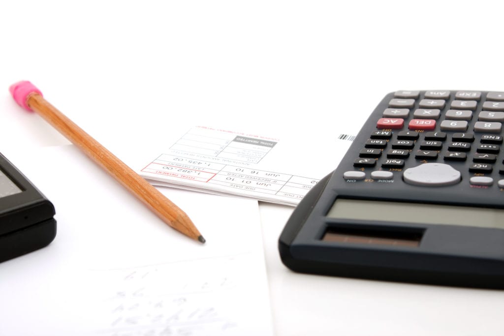 10 Ways to Save Money on Household Expenses