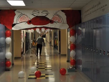 Haunted high school hallway - halloween party ideas for teens